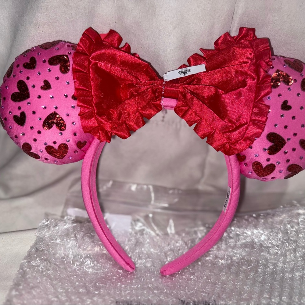 BaubleBar Disney Minnie Mouse Valentine’s Day 2025 Sequin Heart Headband Ears